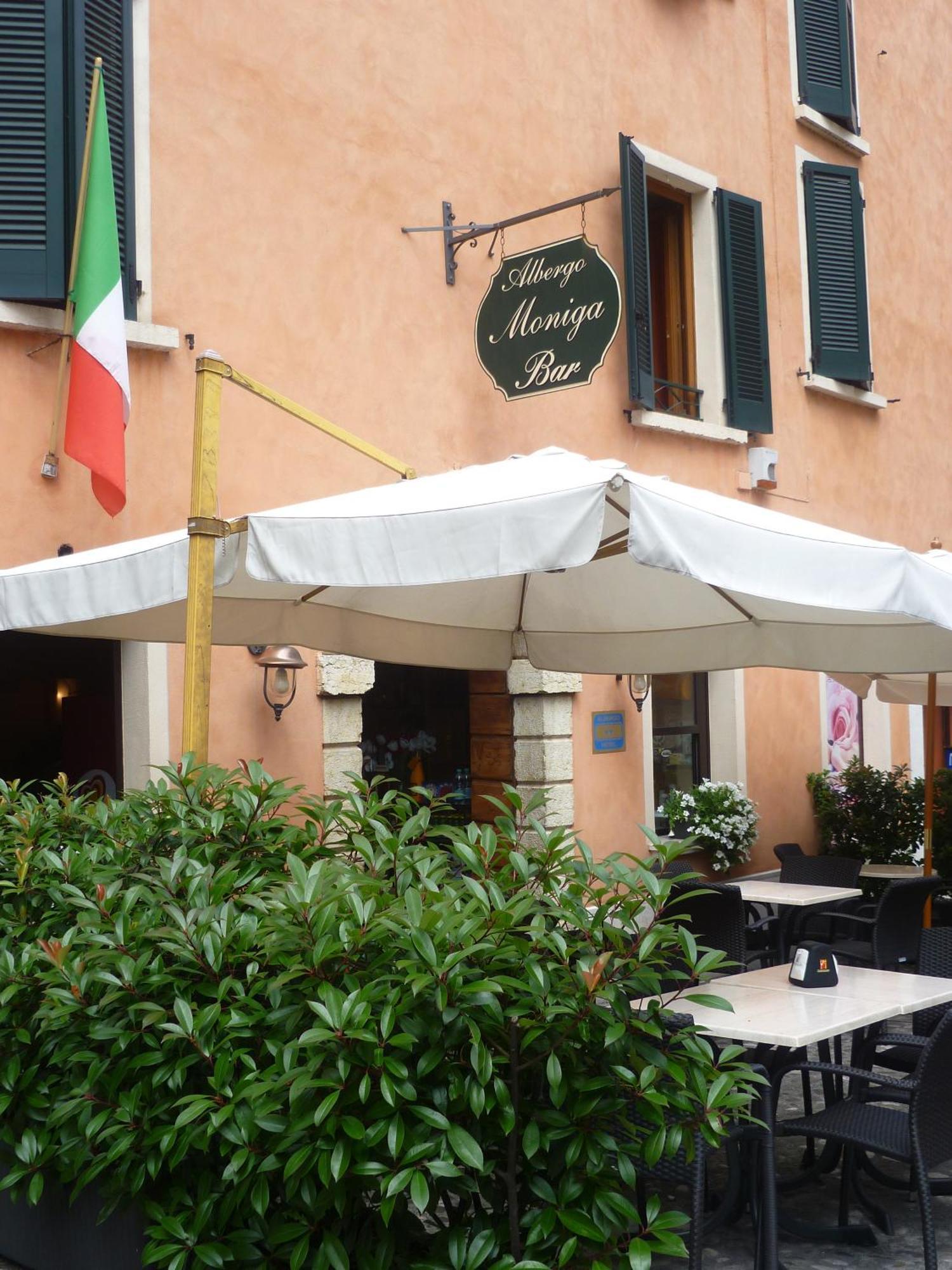 Hotel Moniga Desenzano del Garda Exteriör bild