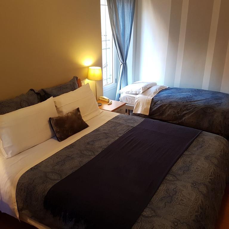Hotel Moniga Desenzano del Garda Exteriör bild