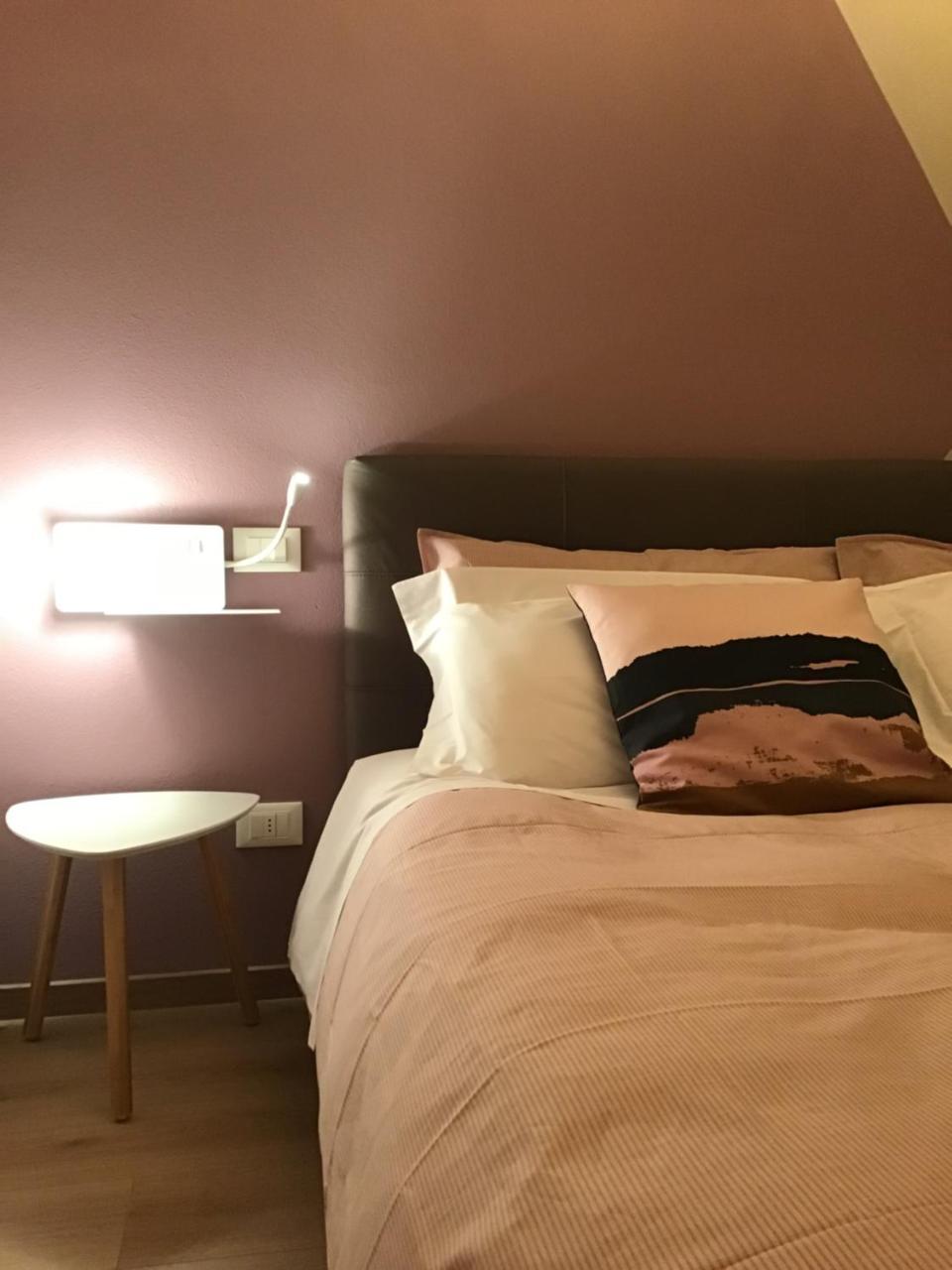 Hotel Moniga Desenzano del Garda Exteriör bild